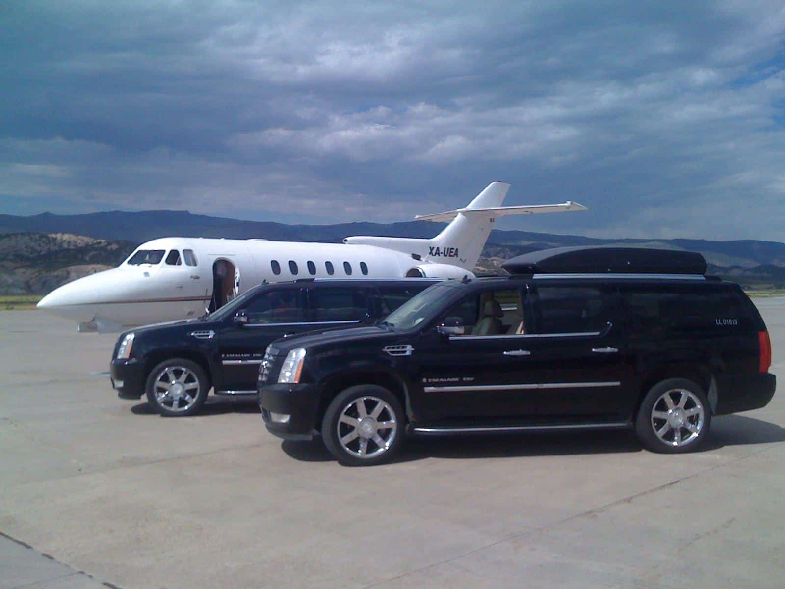 Cadillac Escalade Luxury SUV Hourly Service