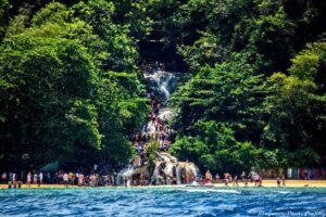 jamaica-get-away-travels-dunns-river-falls-6