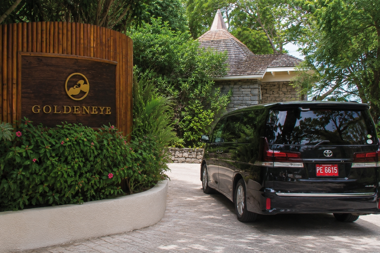Montego Bay Airport Transfers to Golden Eye Ian Fleming Villa
