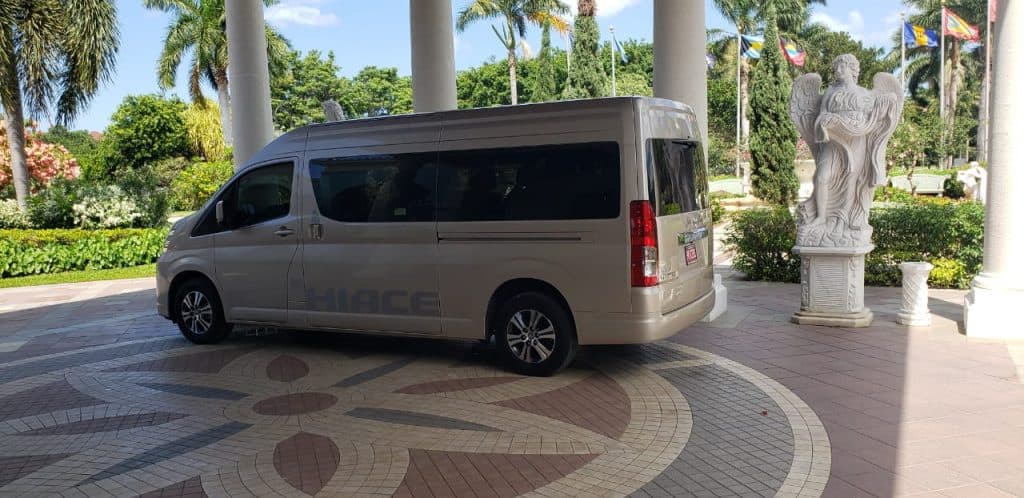 Personal Driver And Van Charter Service - Jamaica Get Away Travels