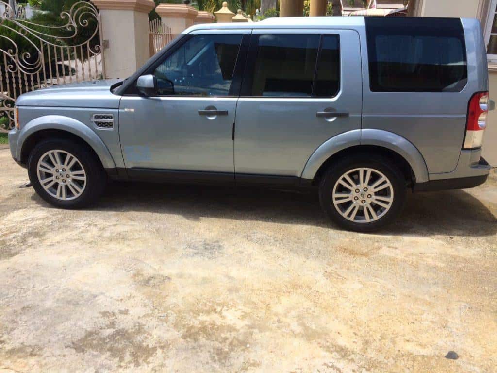 Land Rover VIP Luxury Transfers - Jamaica Get Away Travels