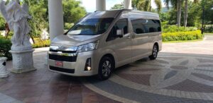 2020 Hiace Gold 14 Seater Bus