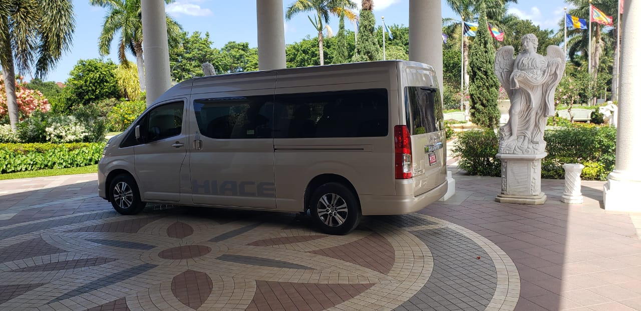Montego Bay Express Chauffeur – 2-Hour Private Driver Service